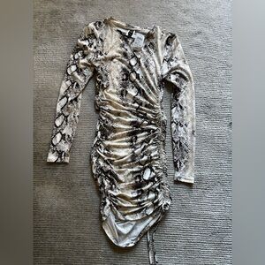 Windsor Black and Cream Snake Print Long Sleeve Dress